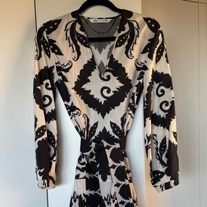 Zara Black and White Patterned Dress